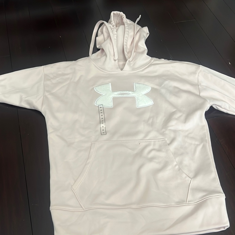 NWT xs under armour hoodie